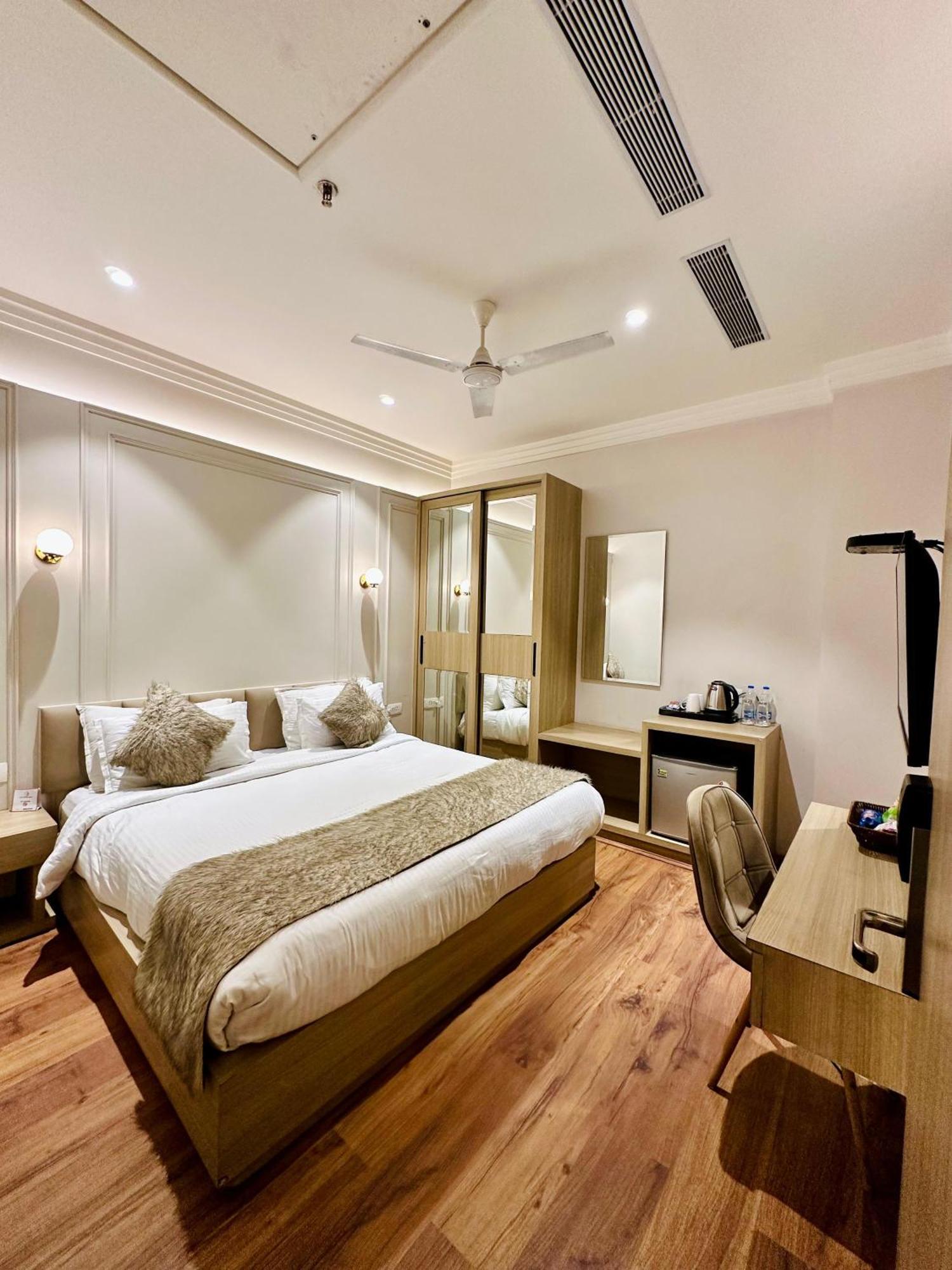 Hotel Euphoria Green Амрітсар Екстер'єр фото